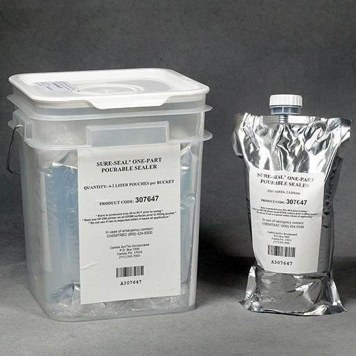 CARLISLE BLACK 1-PART POURABLE SEALER (4EA/PA) 307647 BY EA